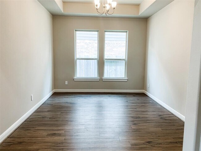 Building Photo - 2307 Tobarra Ln