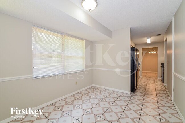 Foto del edificio - 969 Fountainhead Dr