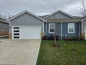 Building Photo - 2021 Holmesburg Private Cir