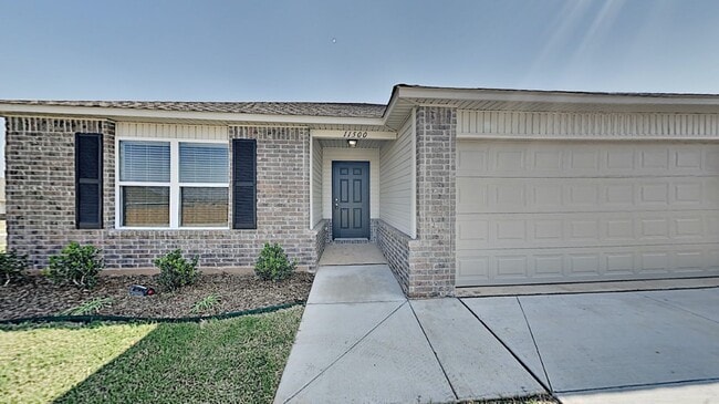 Foto del edificio - Very Nice 3 Bedroom 2 Bath Home in Yukon Schools