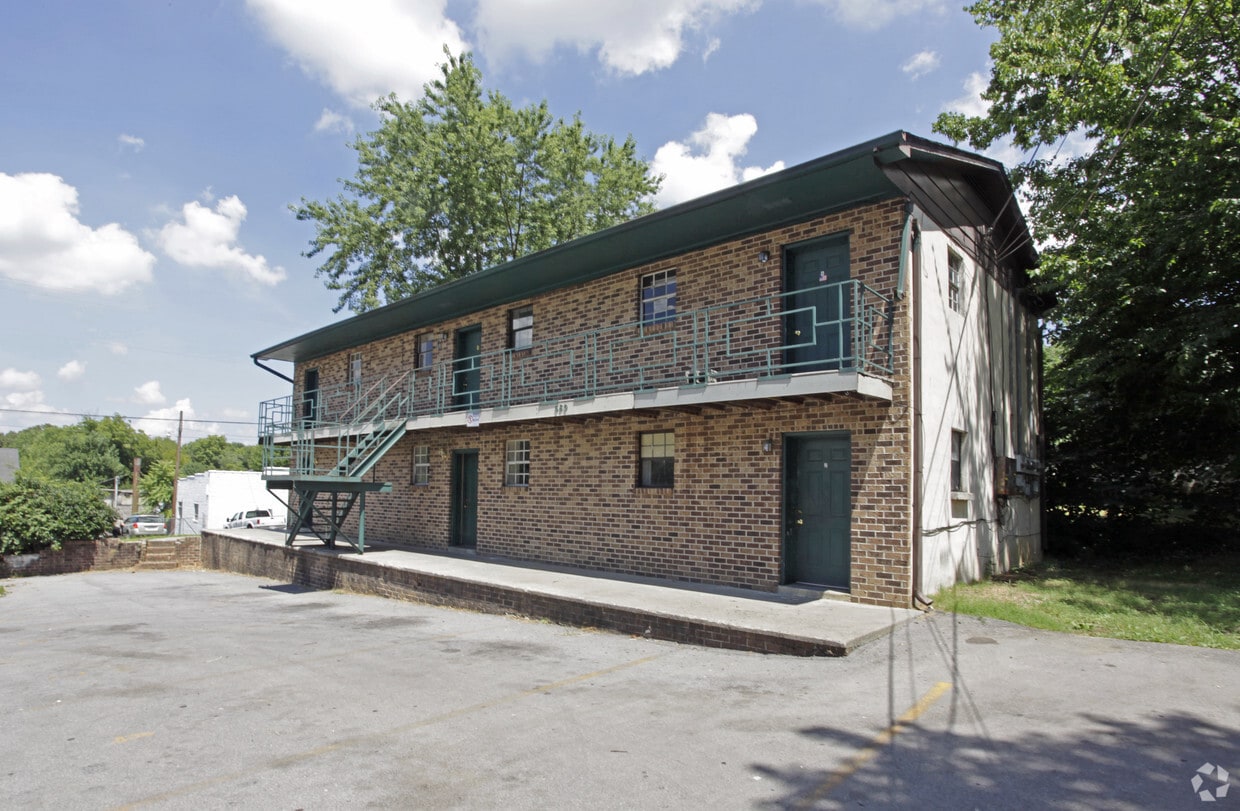 580 Dooley St, Cleveland, TN 37311 Apartments in Cleveland, TN