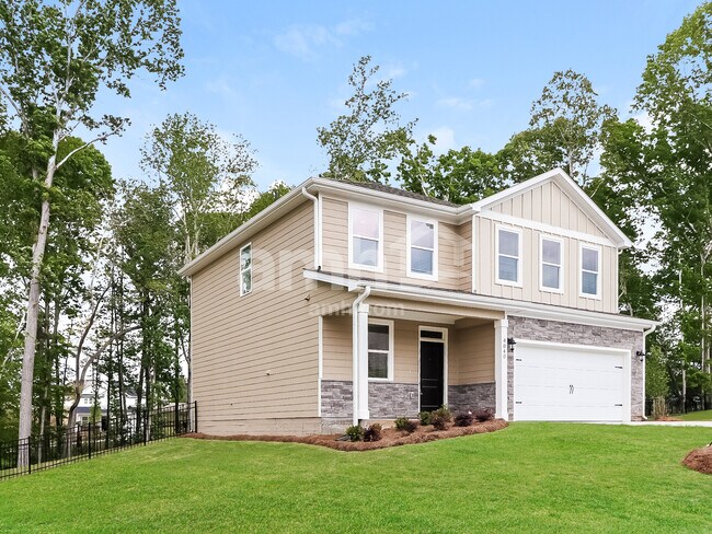 Building Photo - 4040 Chivalry Dr