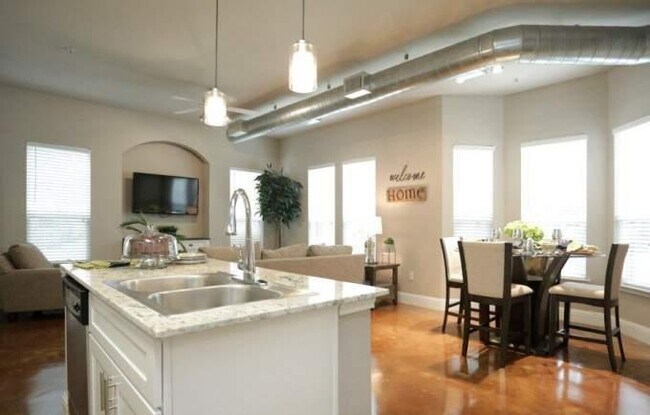 Building Photo - 1 bedroom in Kingwood TX 77345