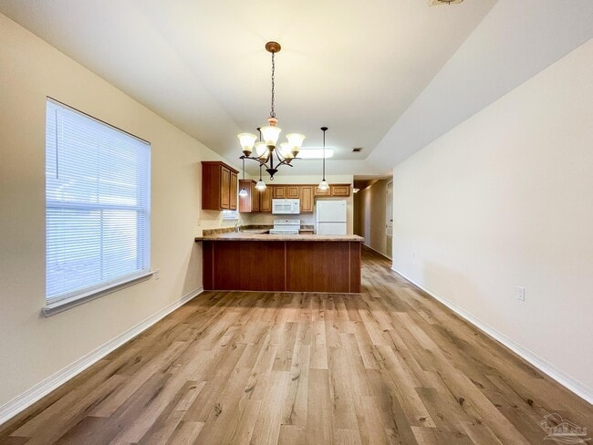 Foto del edificio - 5853 Bilek Dr