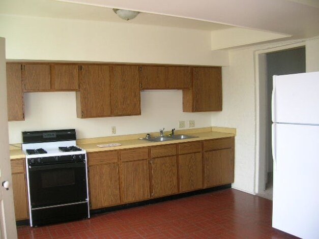 Foto del edificio - 403-411 Broadway St