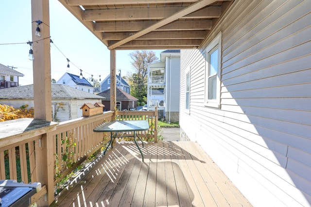 Building Photo - 111 E Elm Ave