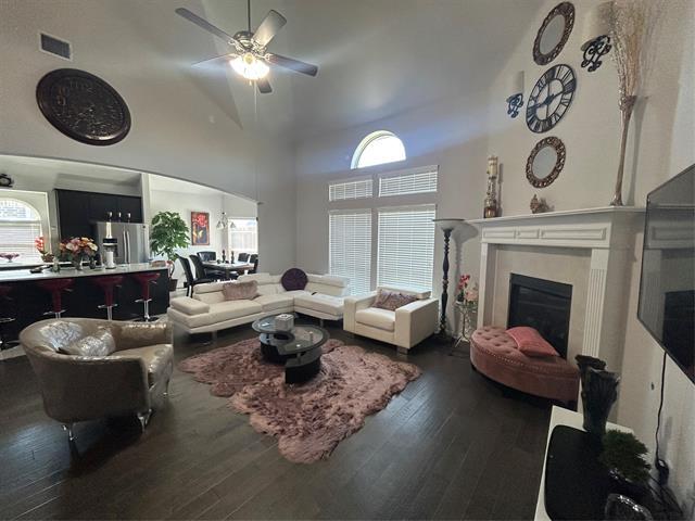 Foto del edificio - 2304 Bob Sandlin Ln
