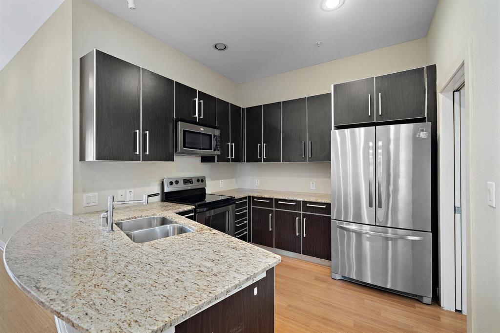 Foto principal - 806 Jackson Hill St