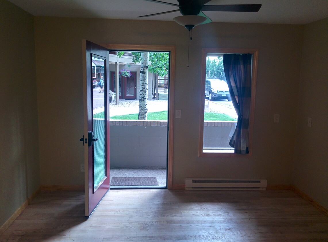 Front entrance - 651 W. Pacific Avenue
