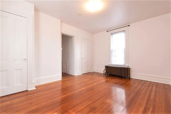 Building Photo - 44 Booraem Ave