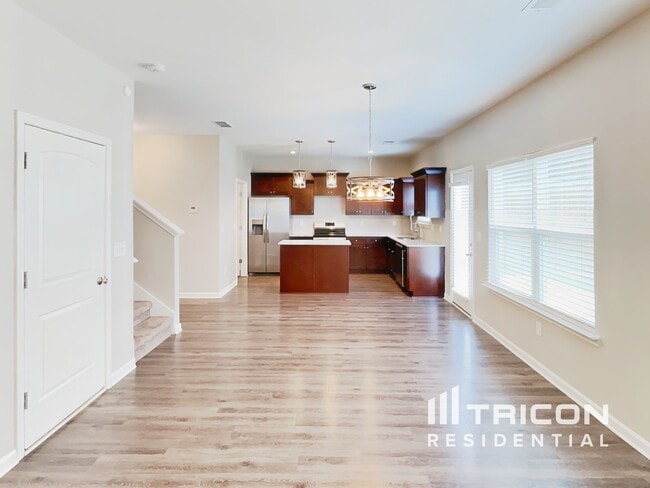 Building Photo - 55 Moss Way