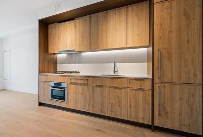 Building Photo - 0 bedroom in Brooklyn NY 11211