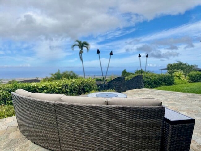 Building Photo - Luxury- Kona Hills Estates : Furnished Exquisite 3-Bedroom, 3.5 Bathroom Retreat