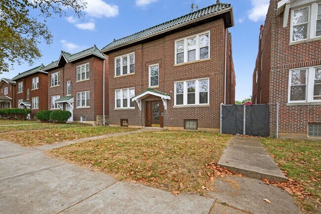 Building Photo - 5524 S Grand Blvd