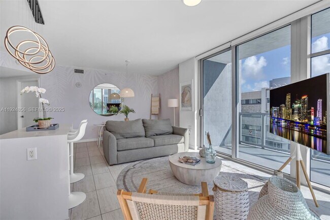 Foto del edificio - 3900 Biscayne Blvd