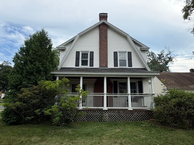 Building Photo - Beautiful 3 Bedroom, Single Family Home in Springfield