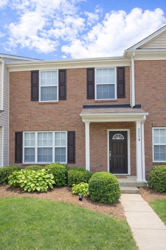 Building Photo - 2924 Little Stream Ct