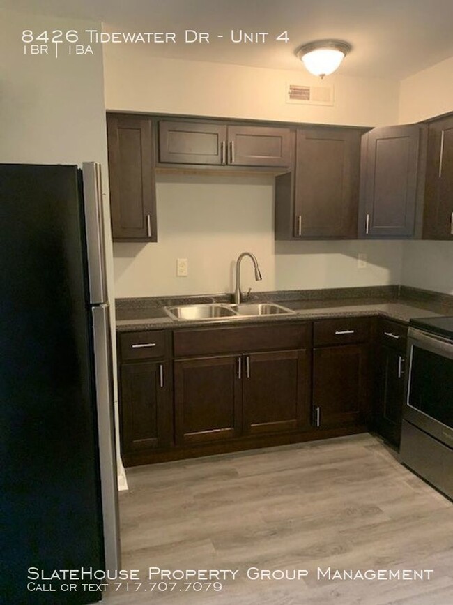 Building Photo - 8426 Tidewater Dr