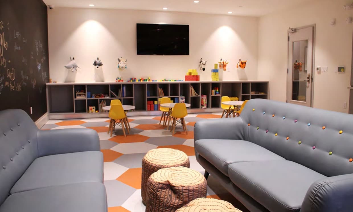 Foto principal - 110 Plaza Dr