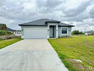 Building Photo - 8030 Oakleaf Cir