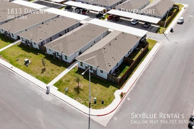 Foto del edificio - 1813 Davenport St