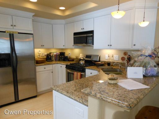 Building Photo - 1100 Adella Ave