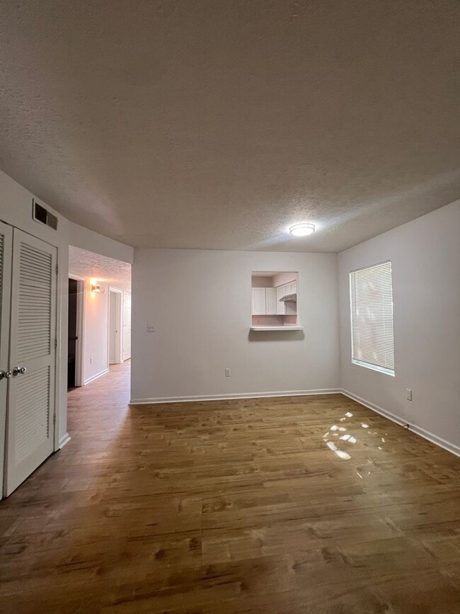 Photo - 1723 W Kentucky Street Apartment