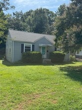 Building Photo - 1807 Westhill Rd