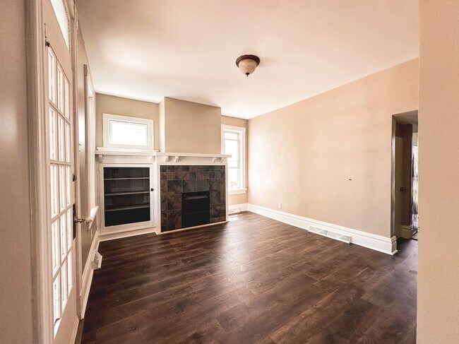 Foto del edificio - 330 12th Ave