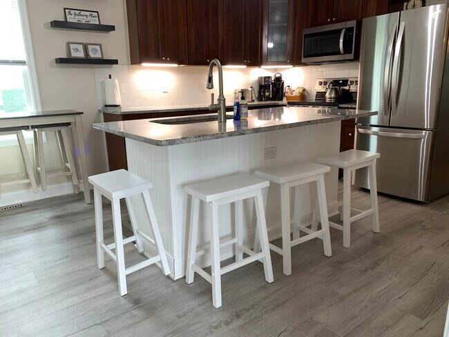 cocina completa - 19834 Hopkins Rd
