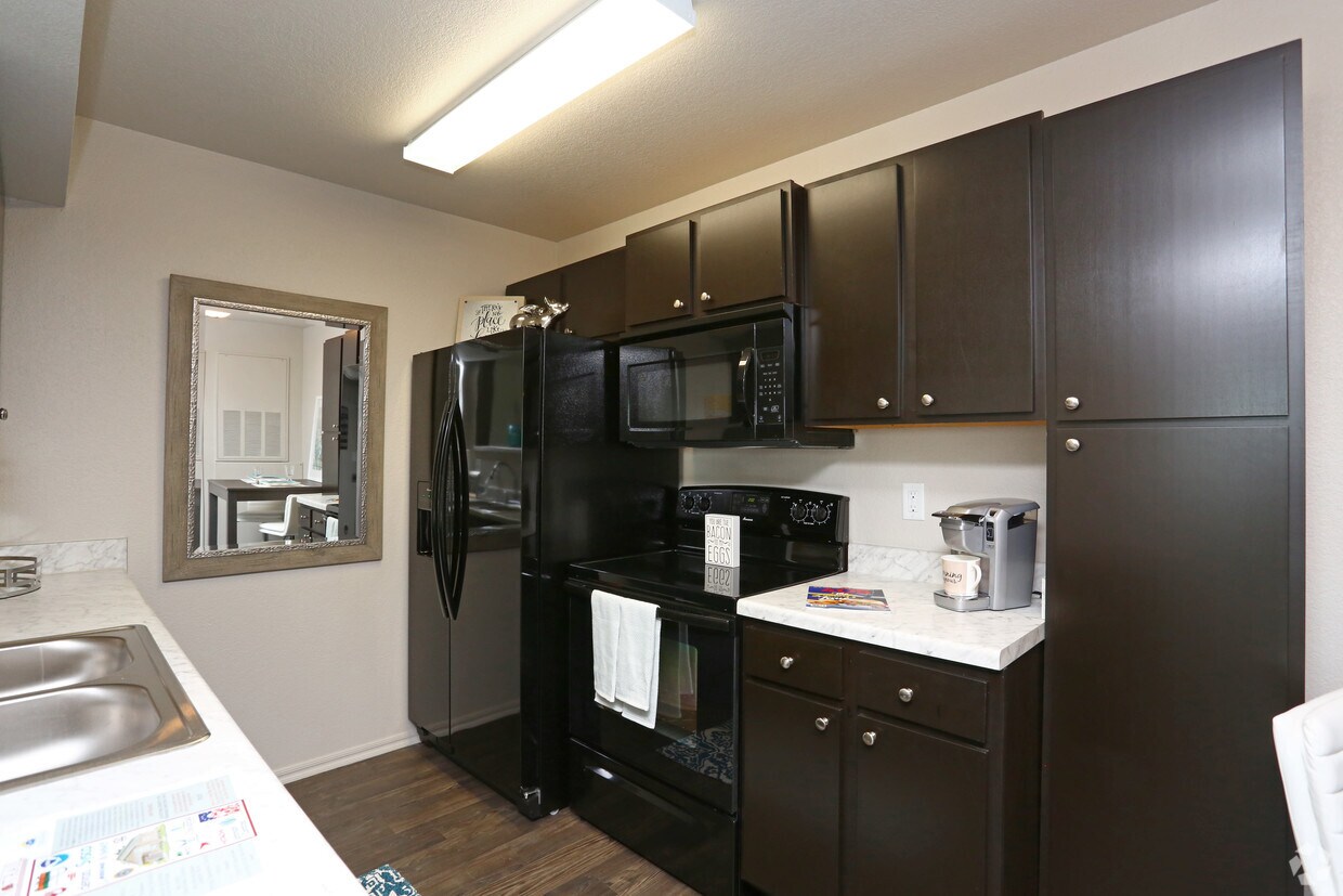 Legacy Trail Apartments Norman, OK