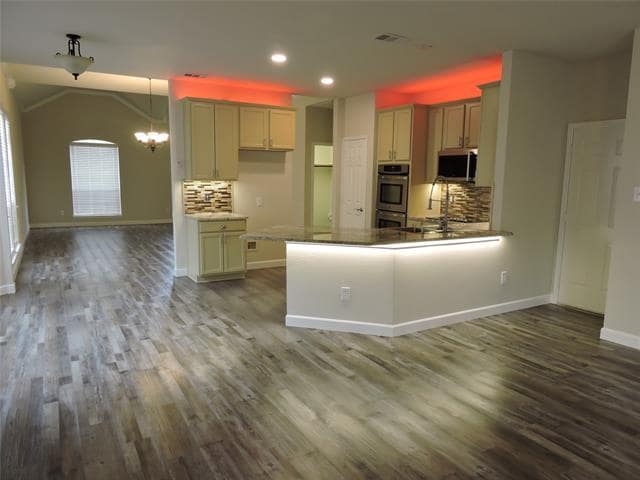 Building Photo - 2032 Knights Ct
