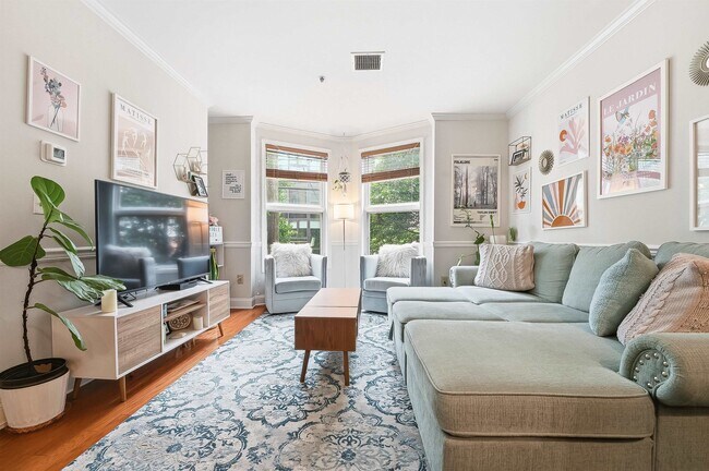 Foto del edificio - 725 Jefferson St