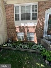 Building Photo - 7701 Hiawatha Ln