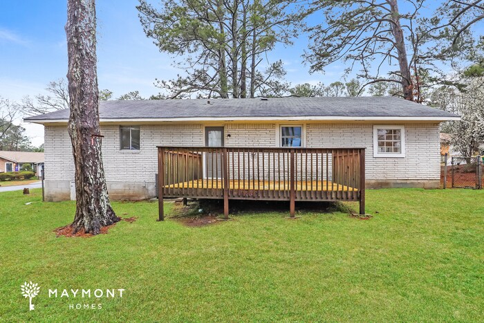 Foto del edificio - 7018 Green Valley Ln