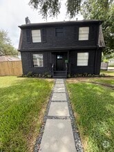 Building Photo - 8134 Niles St