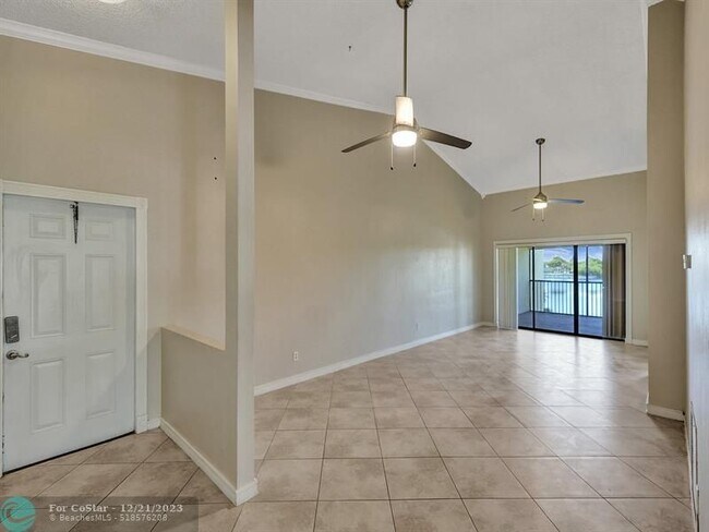 Building Photo - 3100 NW 46th St