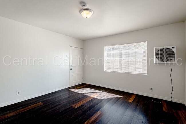 Foto del edificio - 3421-3423 Culver St