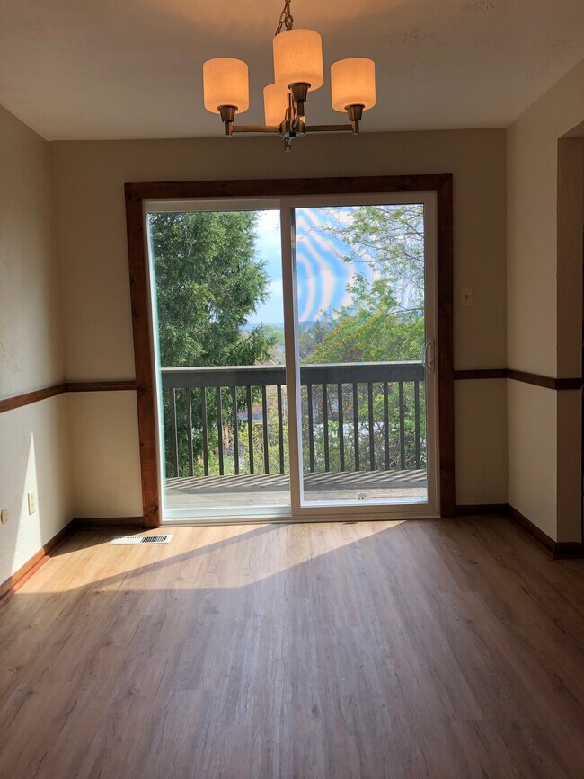 Dining Room / Deck - 687 North Ave