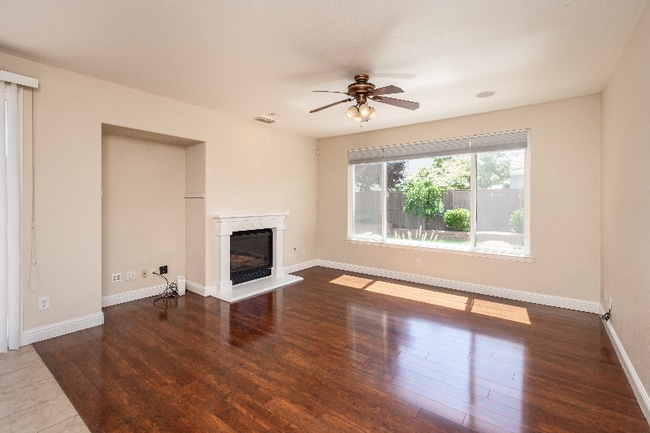 Building Photo - 11854 Cobble Brook Dr