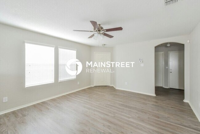 Building Photo - 3 Bedroom Pet-Friendly Home in Converse, TX with Main Street Renewal