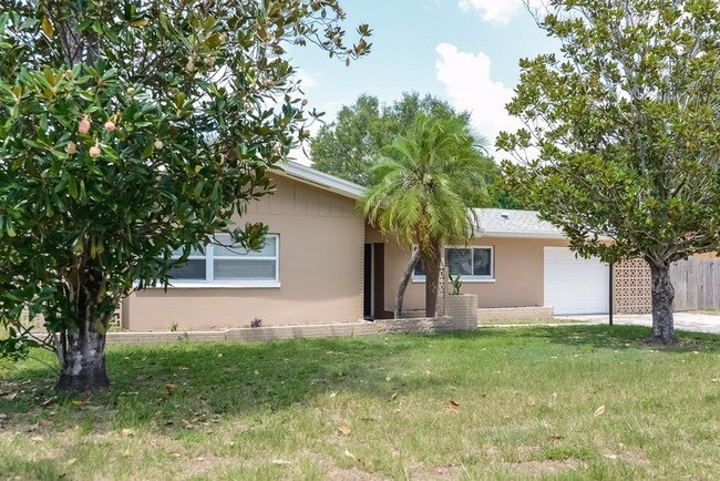 Foto del edificio - 1926 Valley Dr