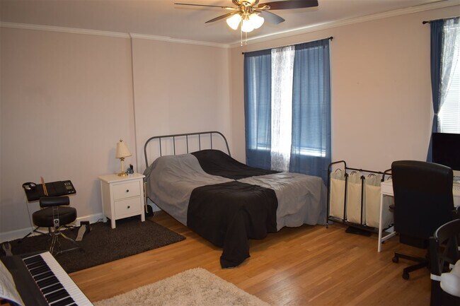 Building Photo - 1700 John F. Kennedy Blvd