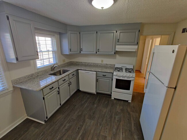 Building Photo - 58 Mercury Ct