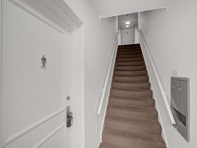 Foto del edificio - 140 Cypress Club Dr