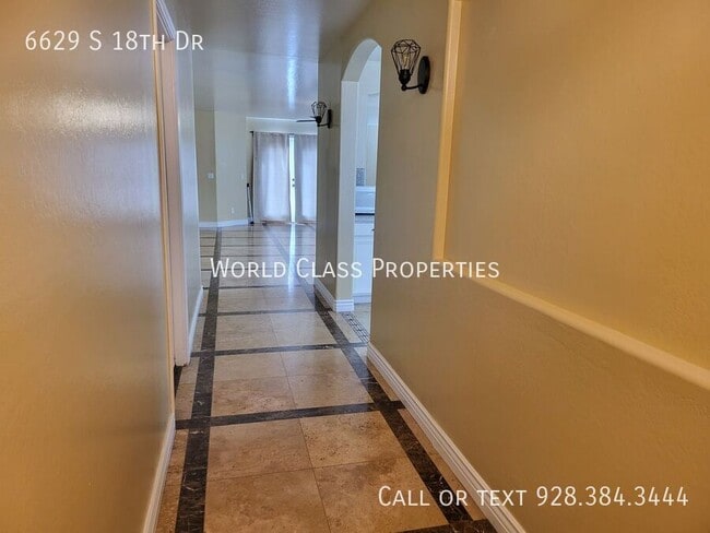 Foto del edificio - 6629 S 18th Dr