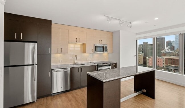 Photo - 99 Kneeland St Apartment