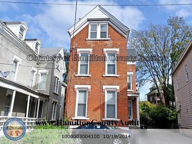 Building Photo - 112 Lyon St