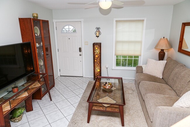 Building Photo - 12 Gull Cove