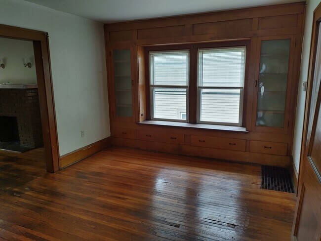 Foto del edificio - 80 Mount View Ave